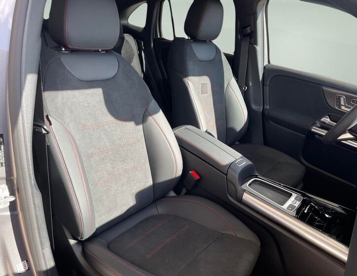 Mercedes-Benz GLA 16