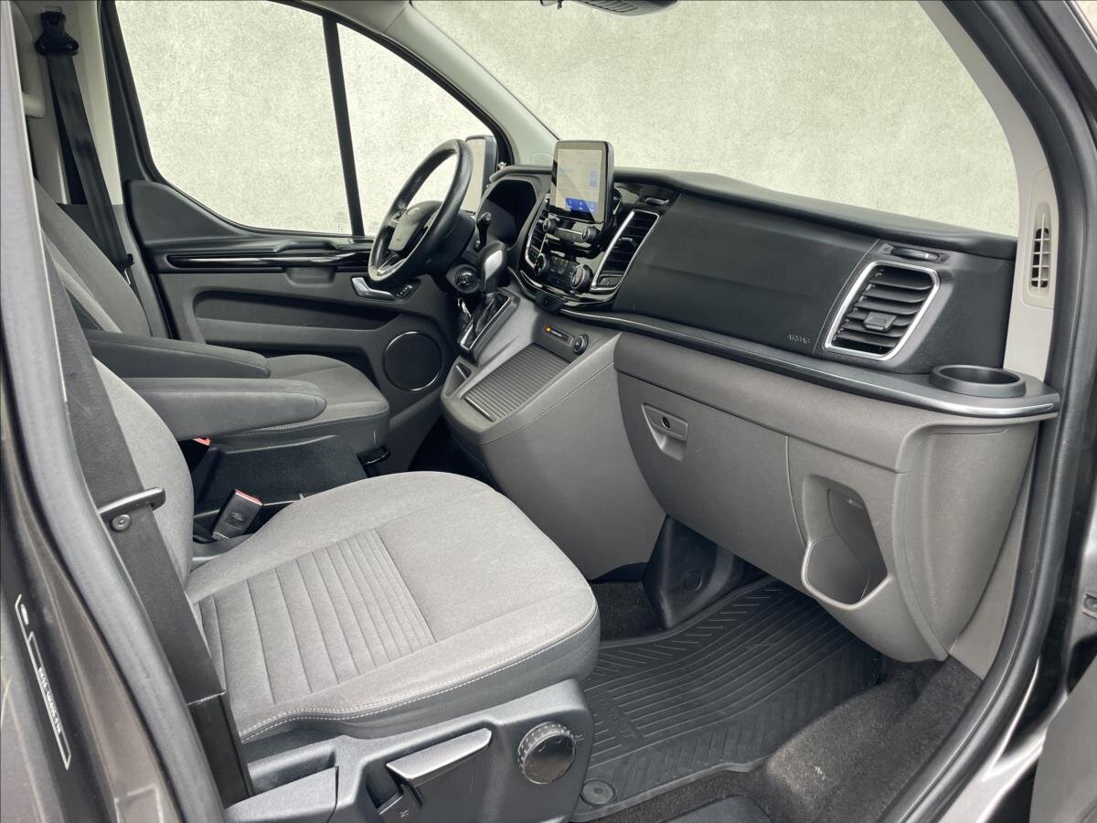 Ford Tourneo Custom MPV 2,0 l 136 kw