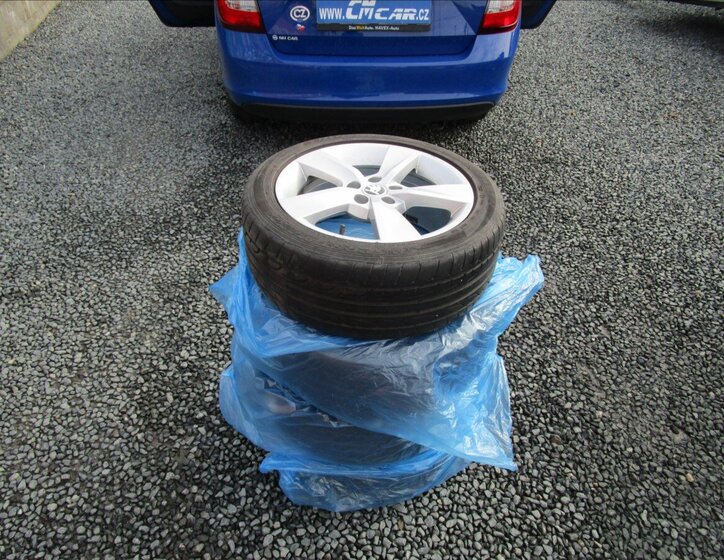 Škoda Rapid Sedan 999,0 81 kw