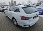 Škoda Superb Kombi 2,0 l 140 kw