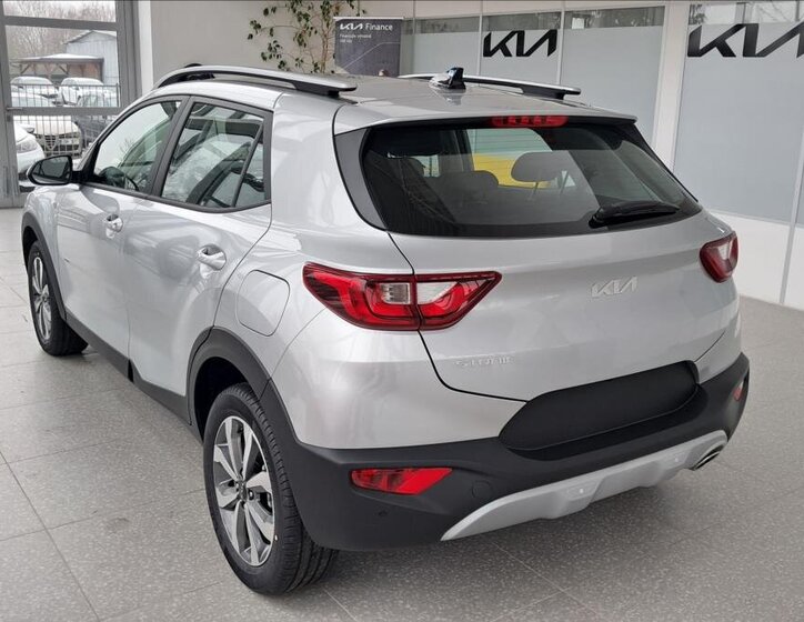 KIA Stonic Kombi 1,2 l 57 kw