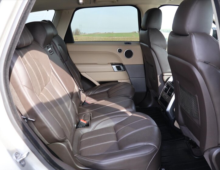 Land Rover Range Rover Sport SUV / Terénní 3,0 l 215 kw