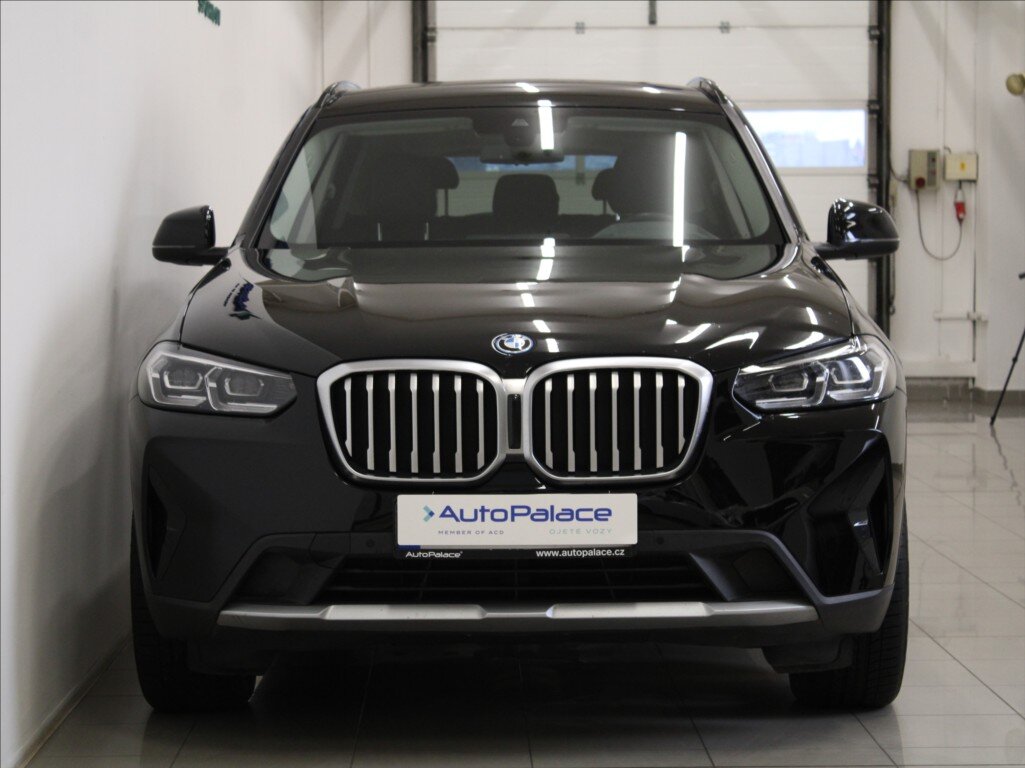 BMW X3 SUV 2,0 l 215 kw