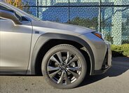 Lexus UX 300h Hatchback 2,0 l 146 kw