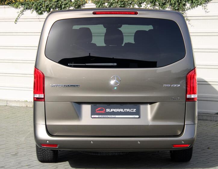 Mercedes-Benz Vito 5