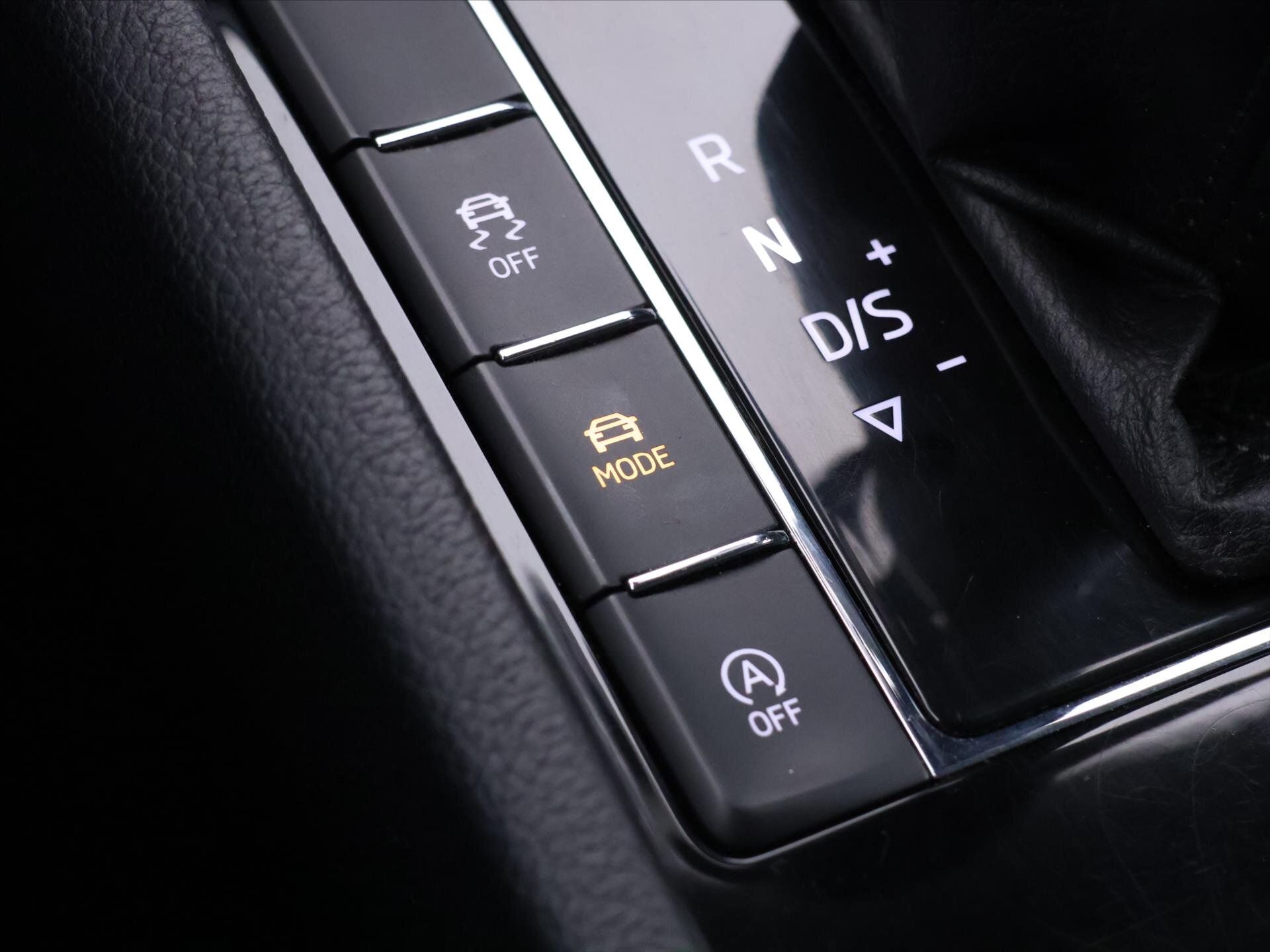 Škoda Superb Liftback 2,0 l 140 kw