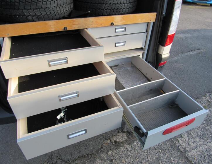 Mercedes-Benz Vito 25