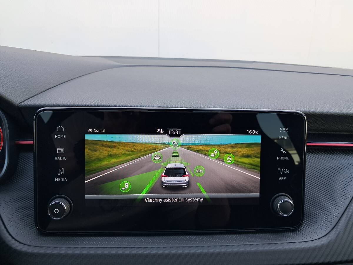 Škoda Scala Hatchback 1,5 l 110 kw