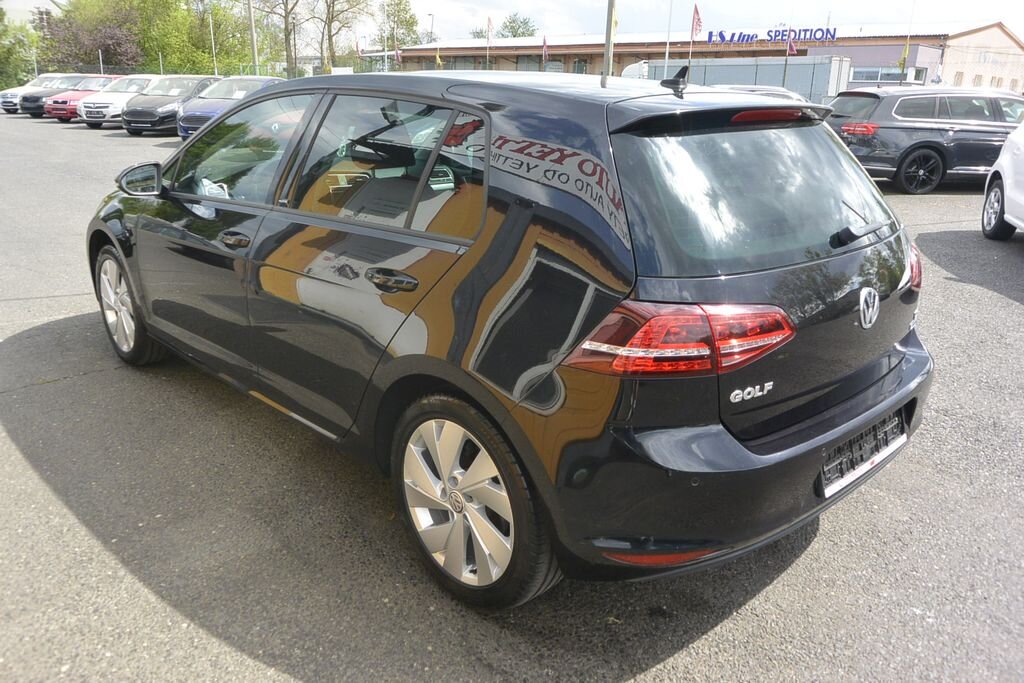 Volkswagen Golf Hatchback 1,2 l 63 kw