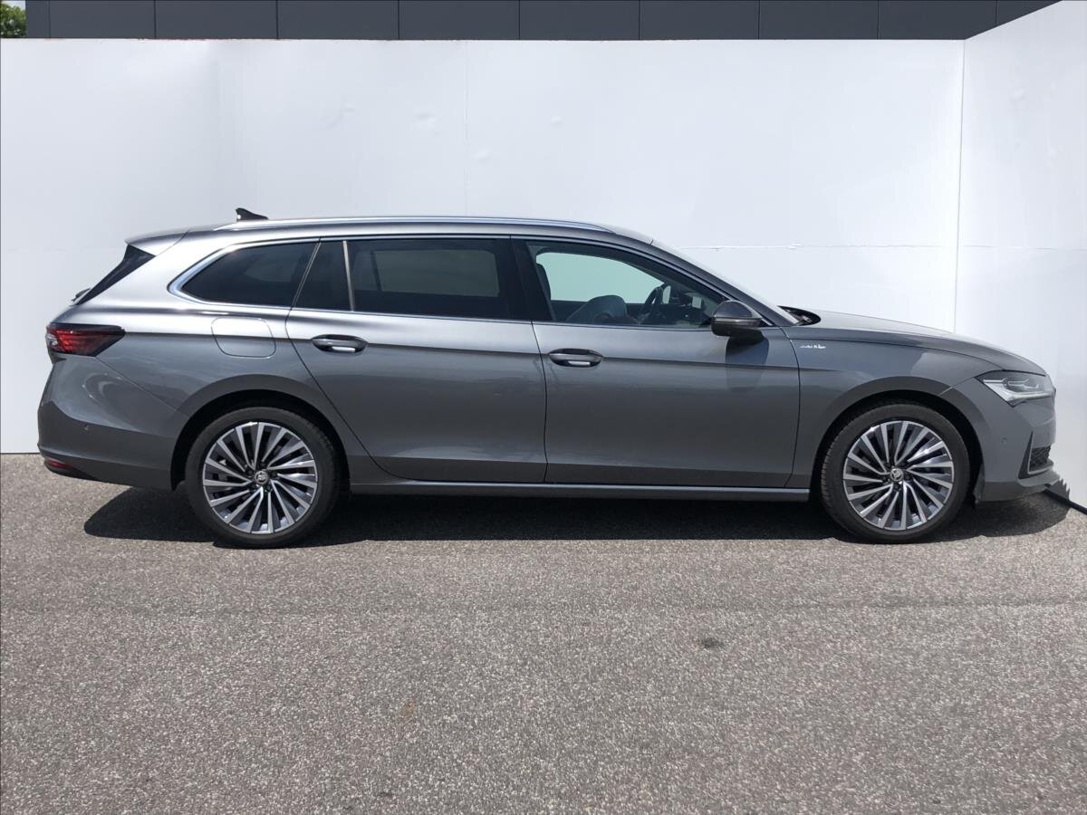 Škoda Superb Kombi 2,0 l 110 kw