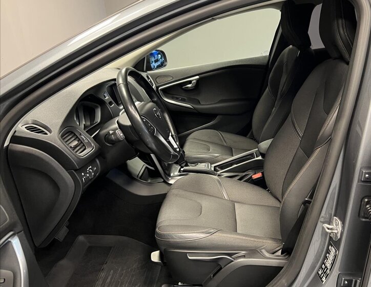 Volvo V40 Kombi 2,0 l 110 kw