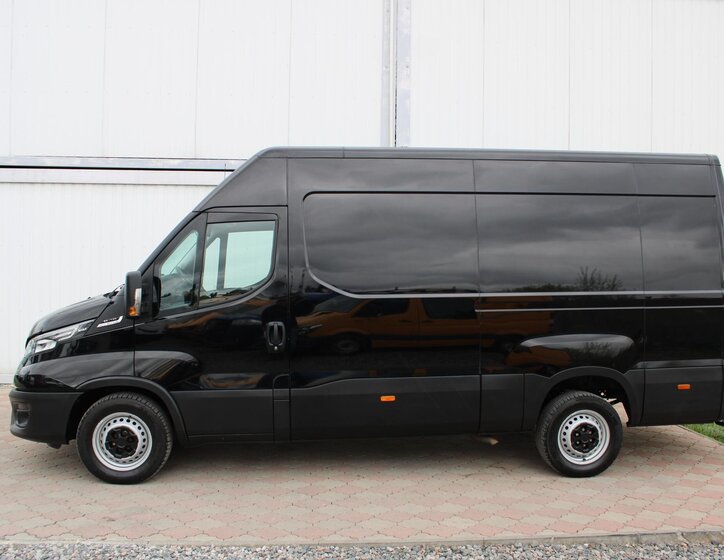 Iveco Daily Užitková 2,3 l 100 kw
