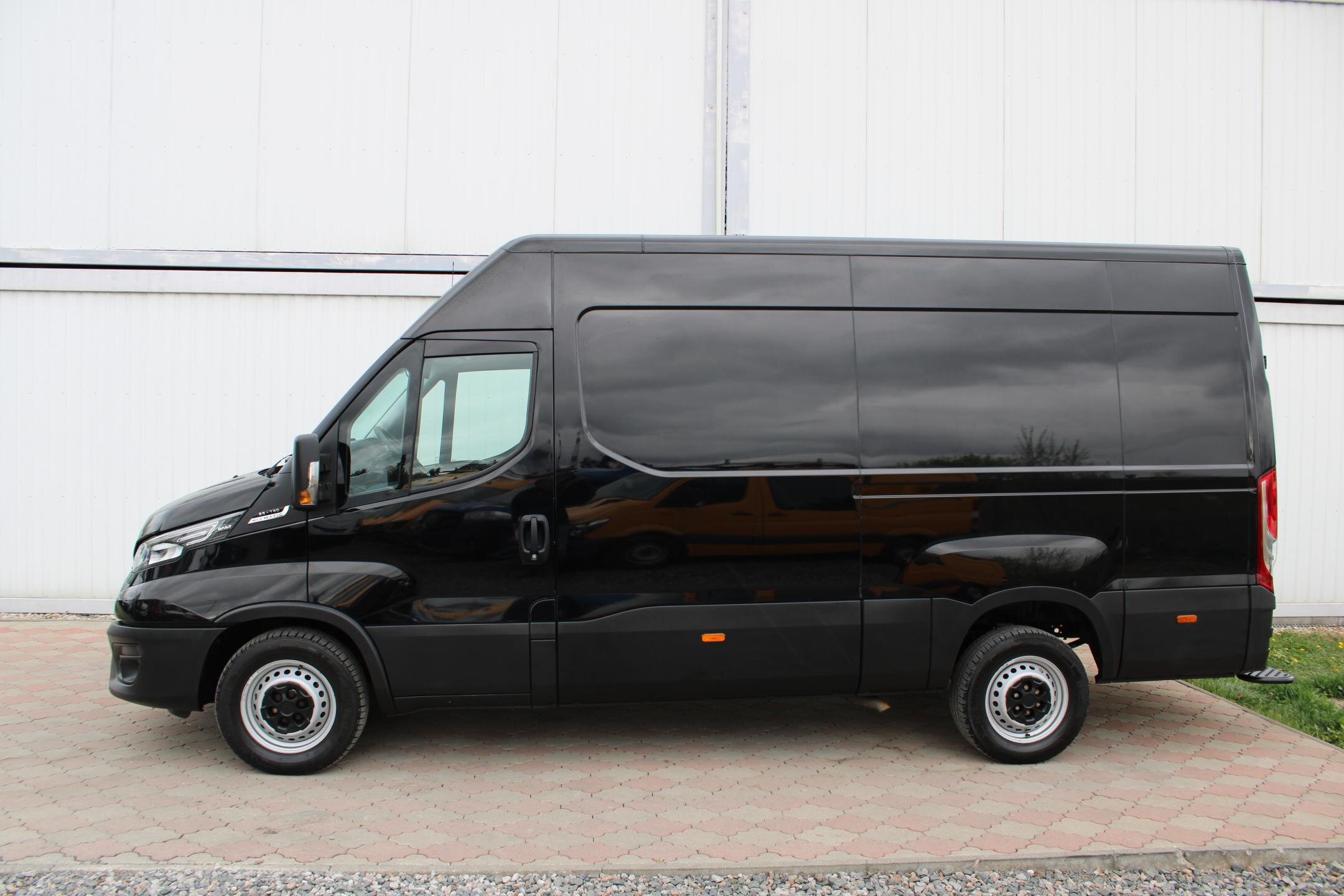 Iveco Daily Užitková 2,3 l 100 kw