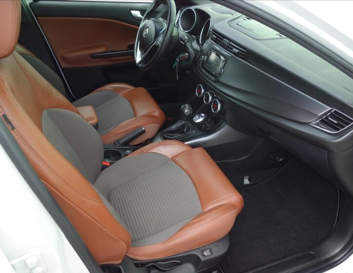 Alfa Romeo Giulietta Hatchback 2,0 l 128 kw