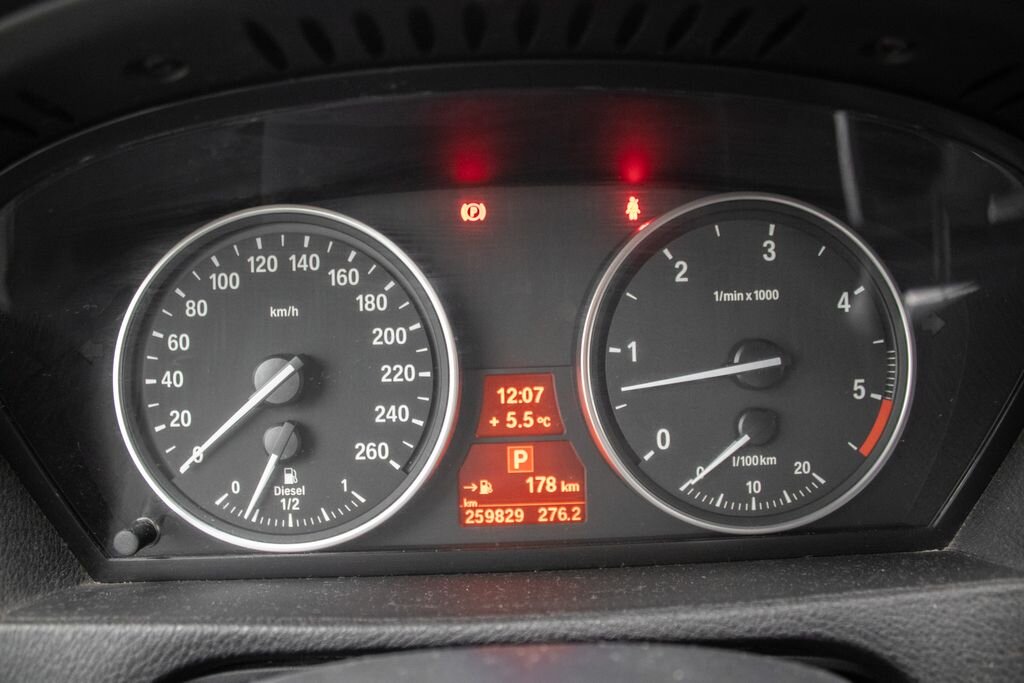 BMW X5 SUV 3,0 l 180 kw