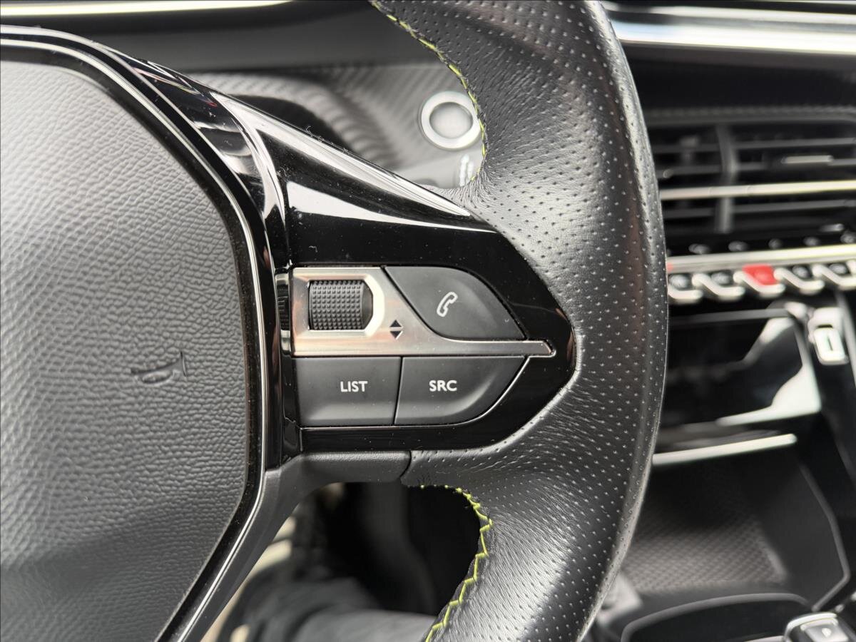 Peugeot 2008 SUV 0,0 100 kw