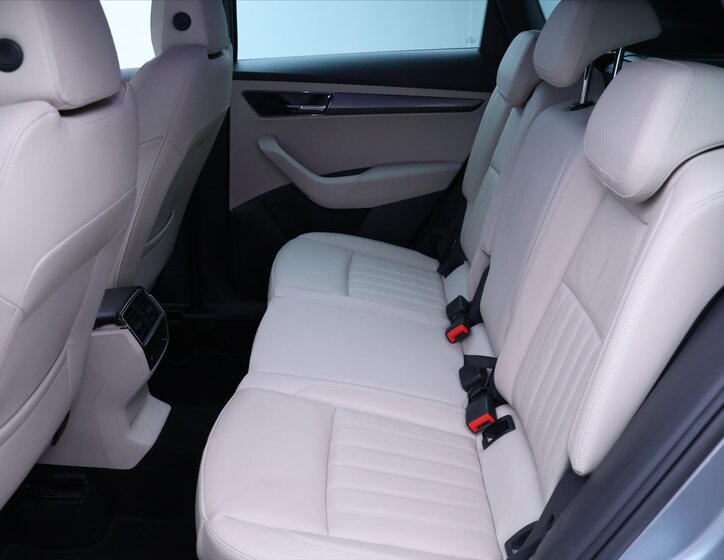 Škoda Karoq SUV / Terénní 1,5 l 110 kw