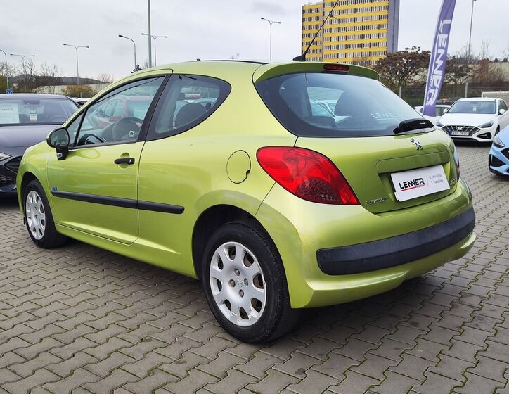 Peugeot 207 7