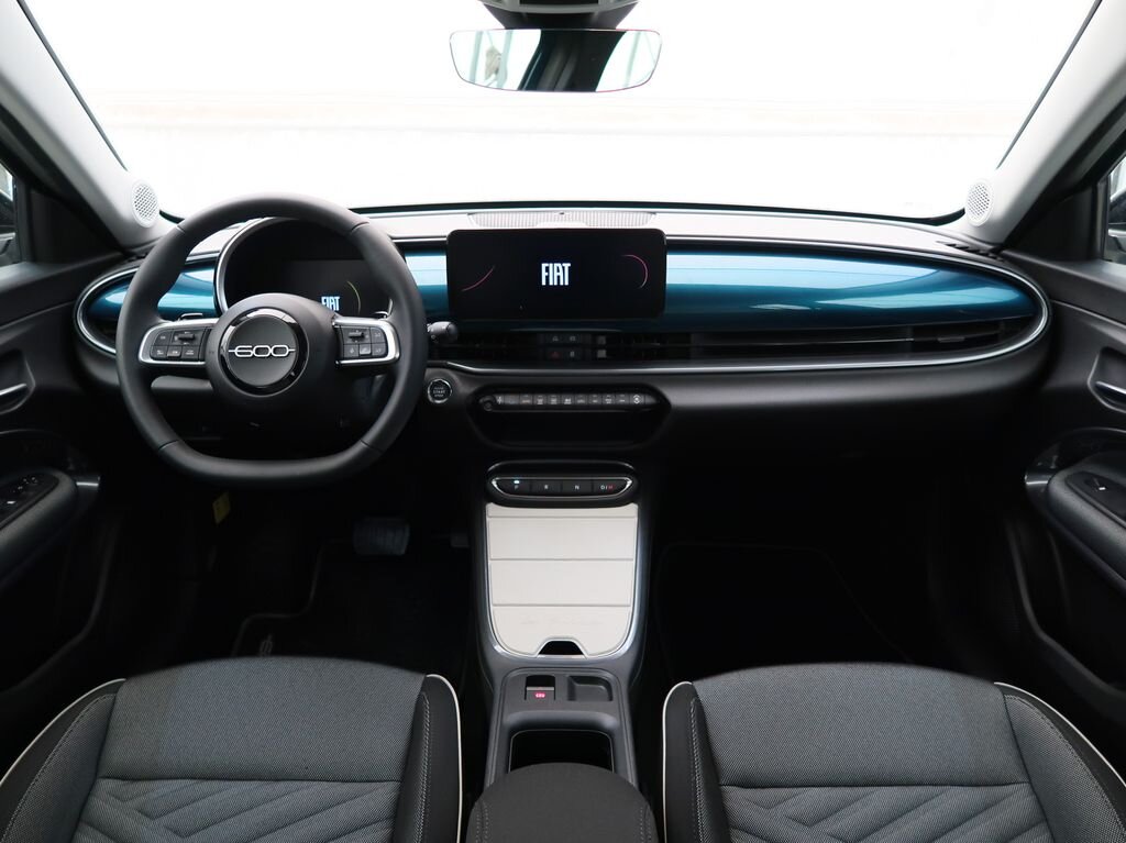 Fiat 600 Hatchback 1,2 l 100 kw