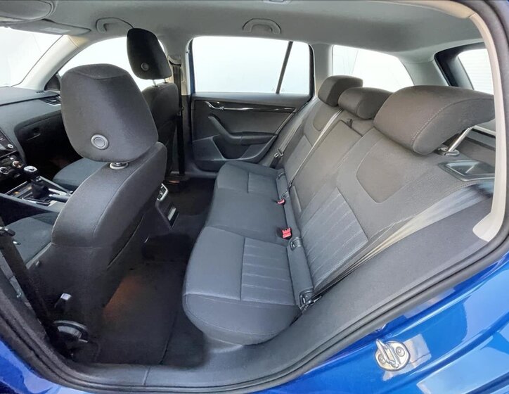 Škoda Octavia 16