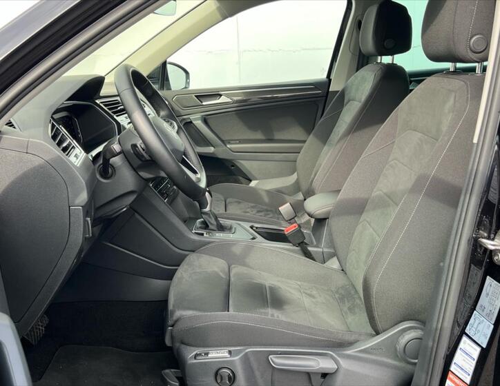 Volkswagen Tiguan 11