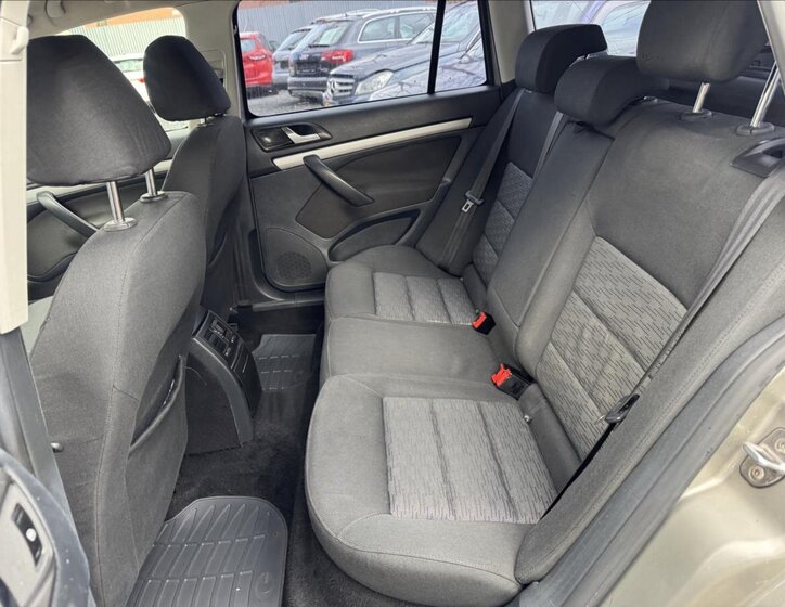 Škoda Octavia Kombi 1,6 l 77 kw