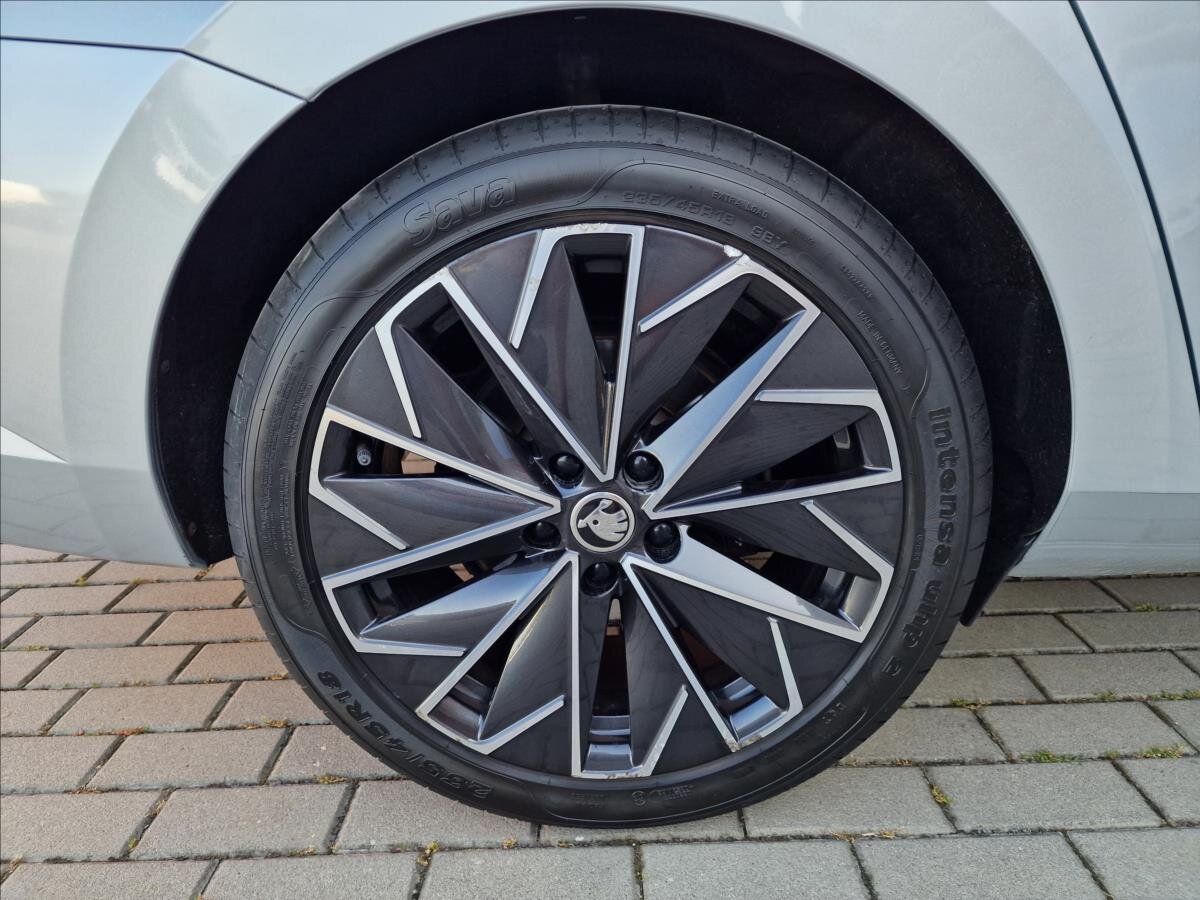 Škoda Superb Kombi 2,0 l 147 kw