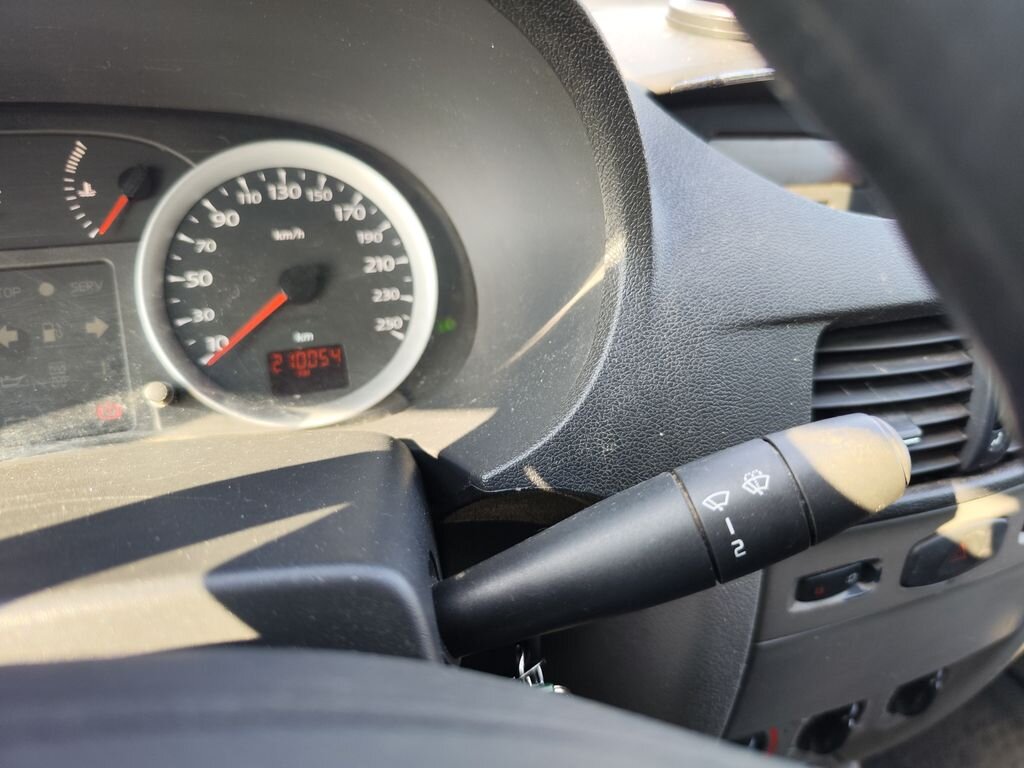 Renault Thalia Sedan / Limuzína 1,1 l 55 kw