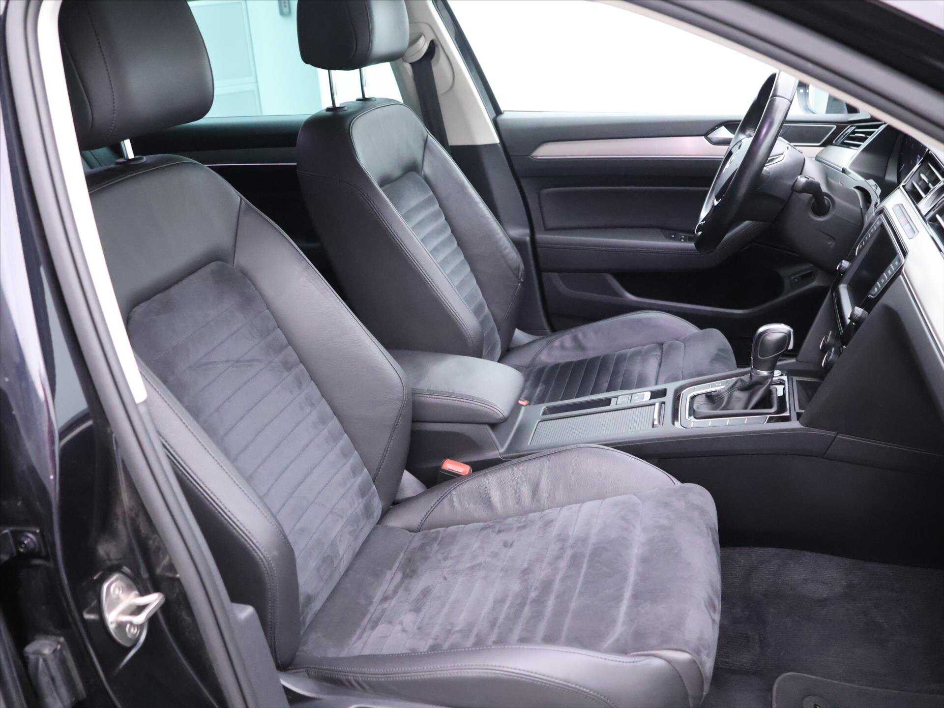 Volkswagen Passat Kombi 2,0 l 140 kw