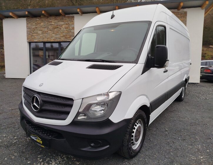 Mercedes-Benz Sprinter Skříň 2,1 l 95 kw