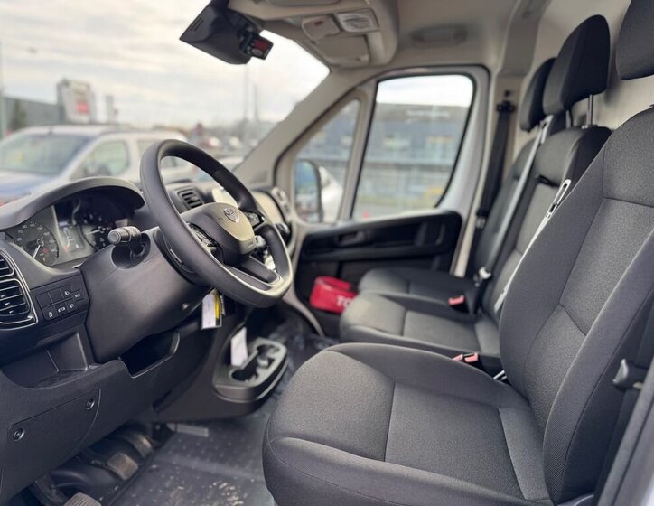 Toyota Proace Max 12