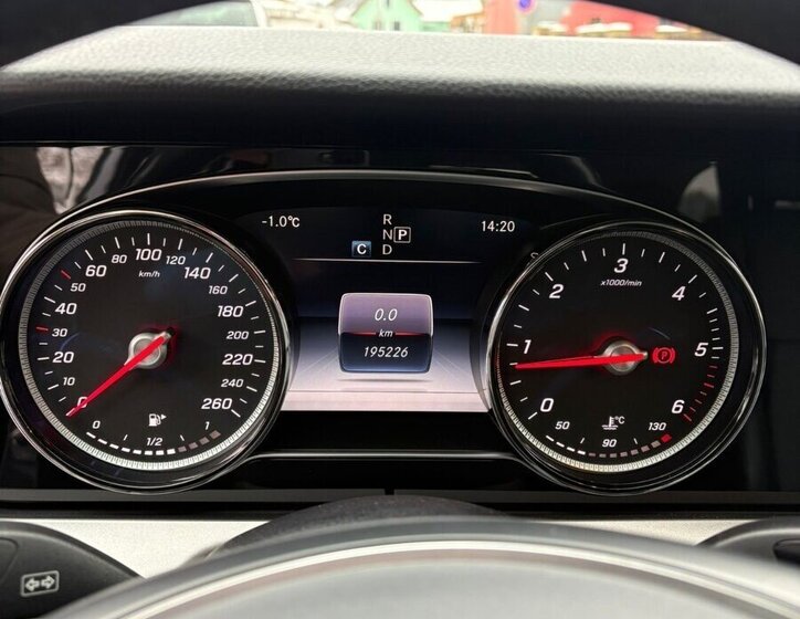 Mercedes-Benz Třídy E Kombi 0,0 0