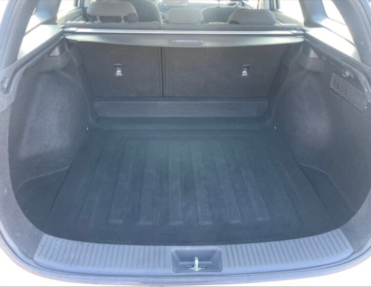 Hyundai i30 Kombi 1,6 l 85 kw