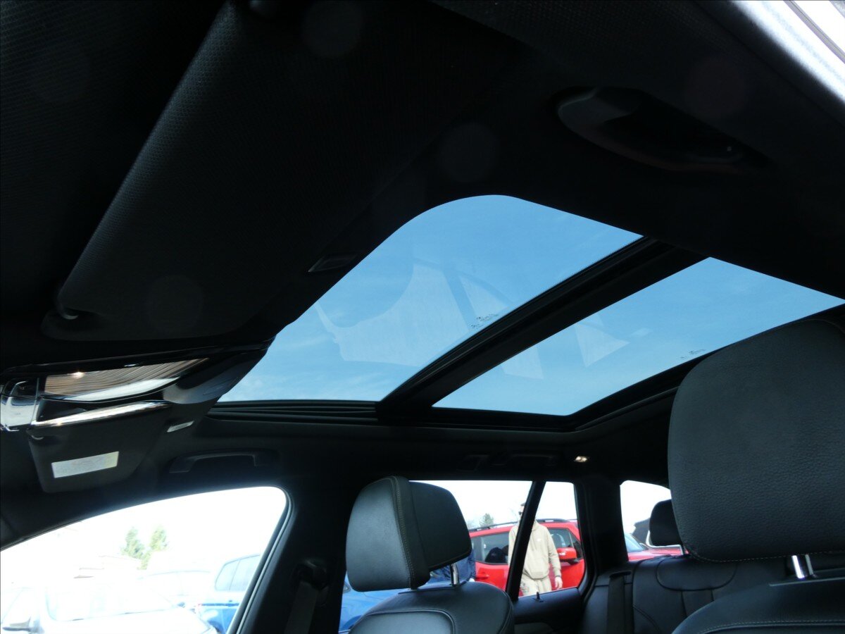 BMW Řada 5 Kombi 3,0 l 235 kw