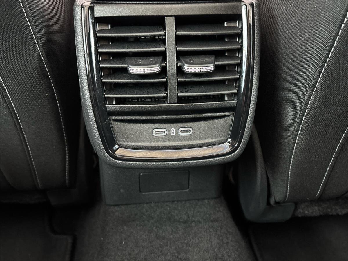 Škoda Scala Hatchback 999,0 85 kw