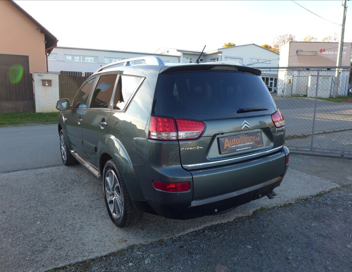 Citroën C-Crosser 8