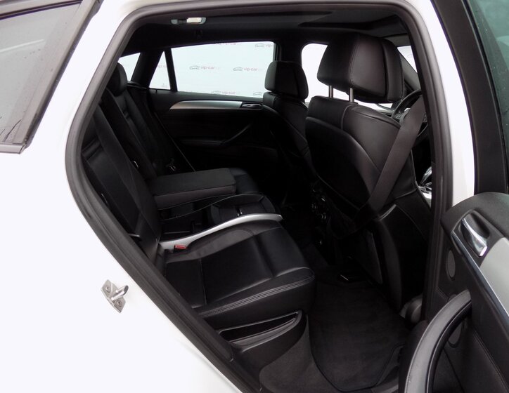 BMW X6 16