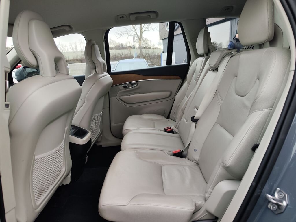 Volvo XC90 SUV 2,0 l 173 kw