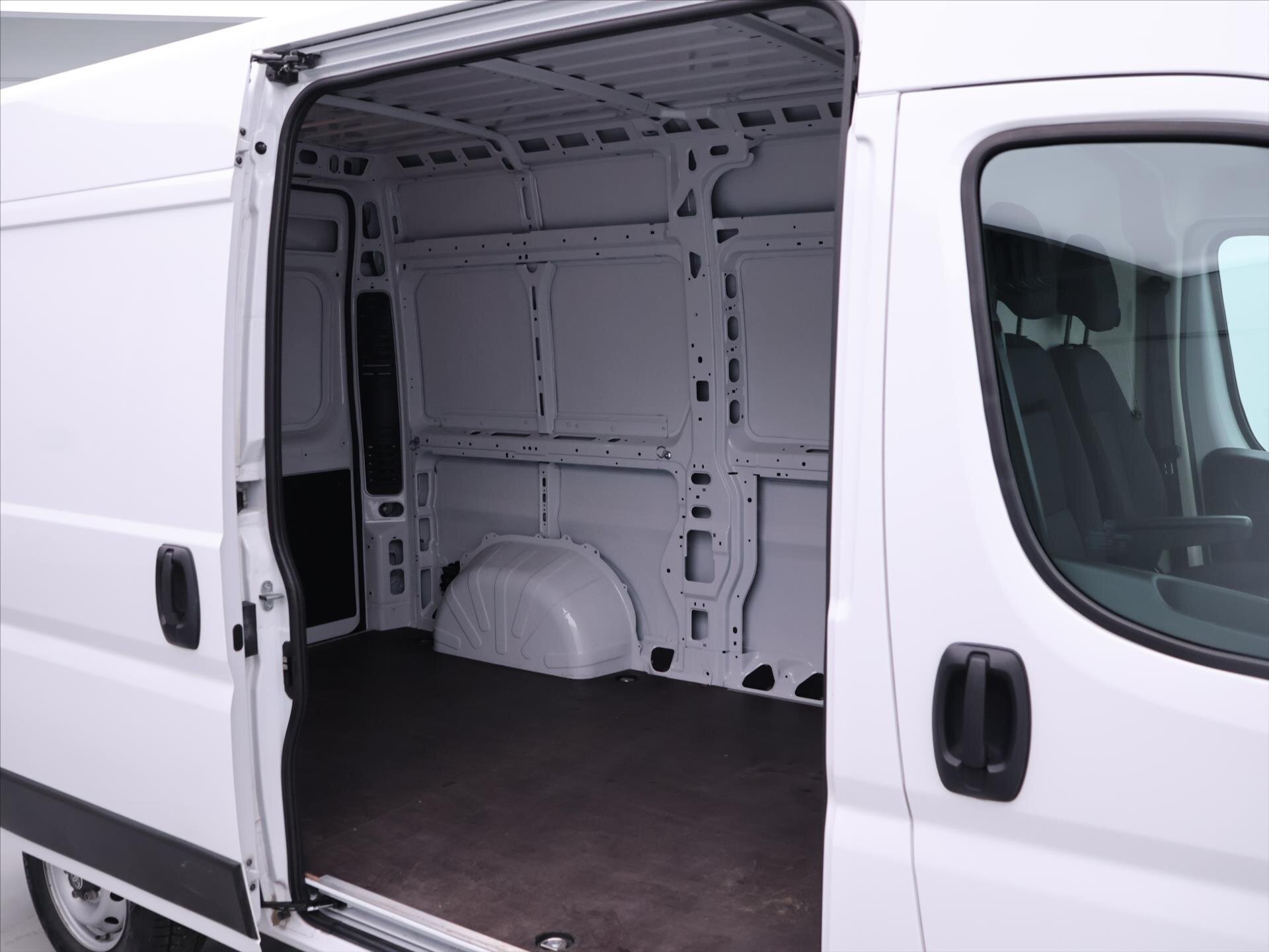 Toyota Proace Max Skříň 2,2 l 88 kw