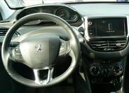 Peugeot 208 12