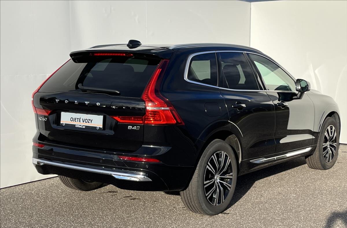 Volvo XC60 SUV / Terénní 2,0 l 145 kw