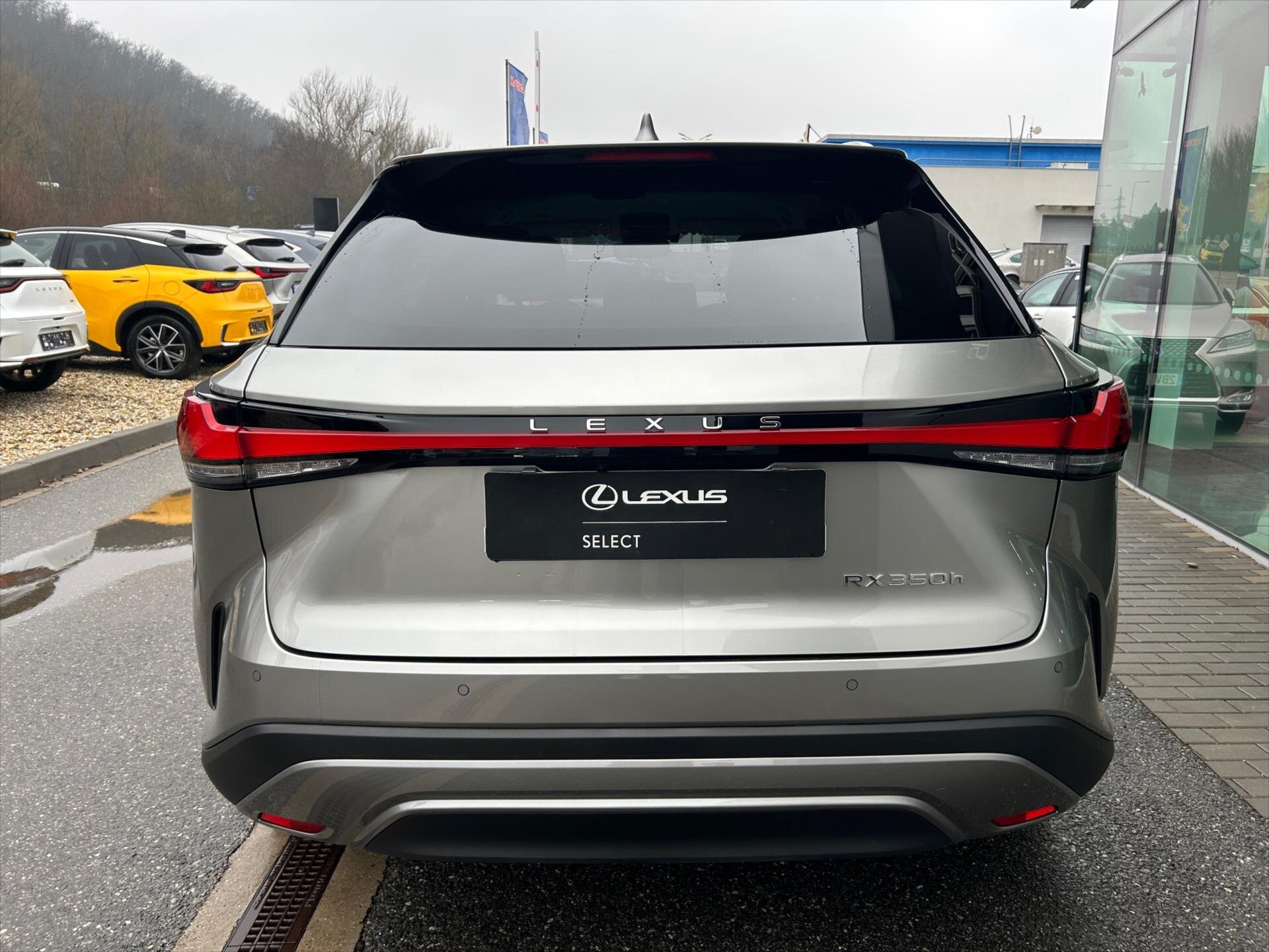 Lexus RX 350h SUV 2,5 l 140 kw