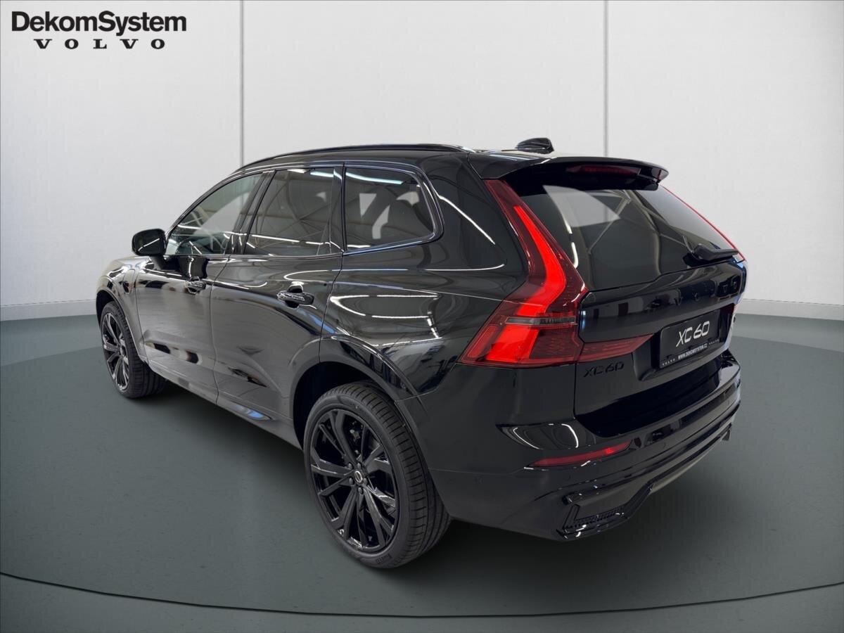 Volvo XC60 SUV / Terénní 2,0 l 228 kw