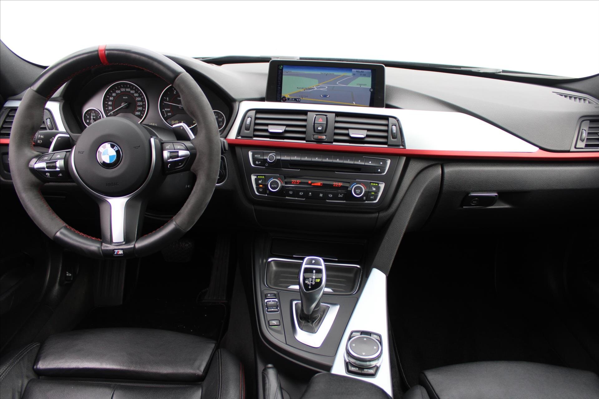 BMW Řada 3 Kombi 3,0 l 190 kw