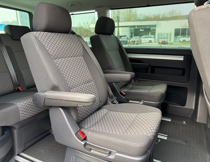 Volkswagen Multivan VAN / Minibus 2,0 l 110 kw