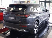 Mitsubishi Outlander 2