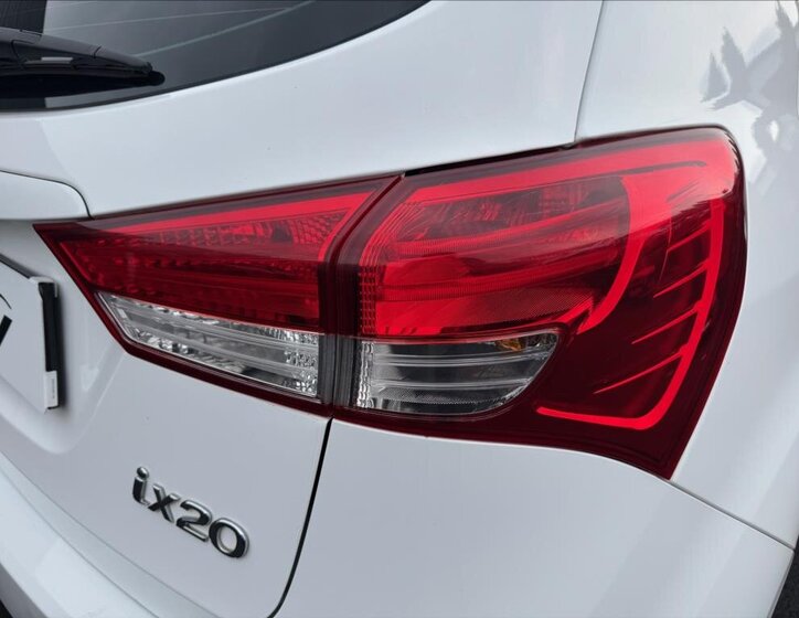 Hyundai ix20 MPV 1,4 l 66 kw