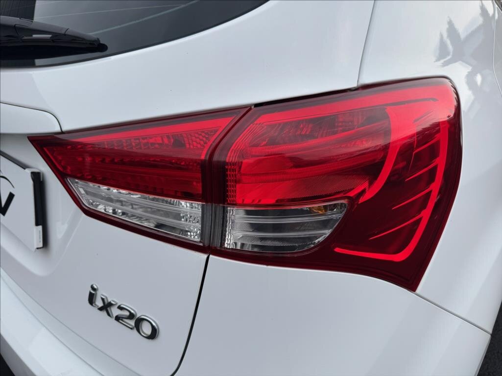 Hyundai ix20 MPV 1,4 l 66 kw