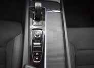 Volvo XC60 SUV / Terénní 2,0 l 223 kw