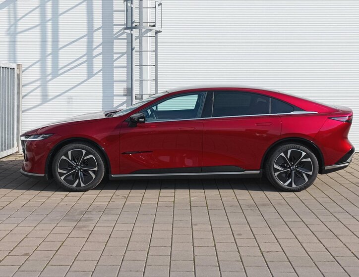 Mazda 6e Sedan 0,0 180 kw